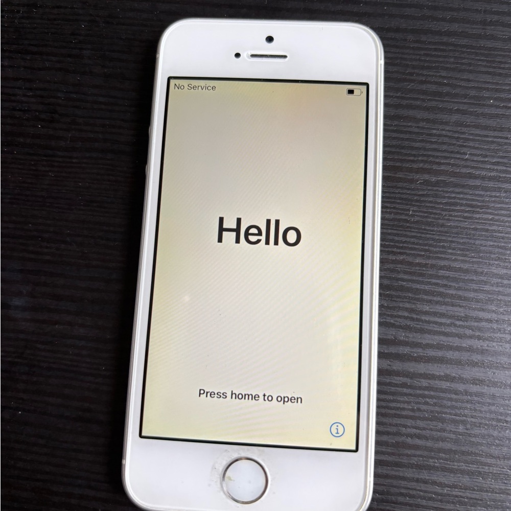 Apple iPhone 13 SE (64GB)